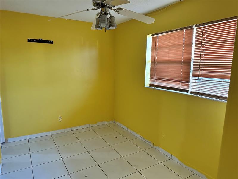 Image 25 of 27 For 5900 17th Pl  103