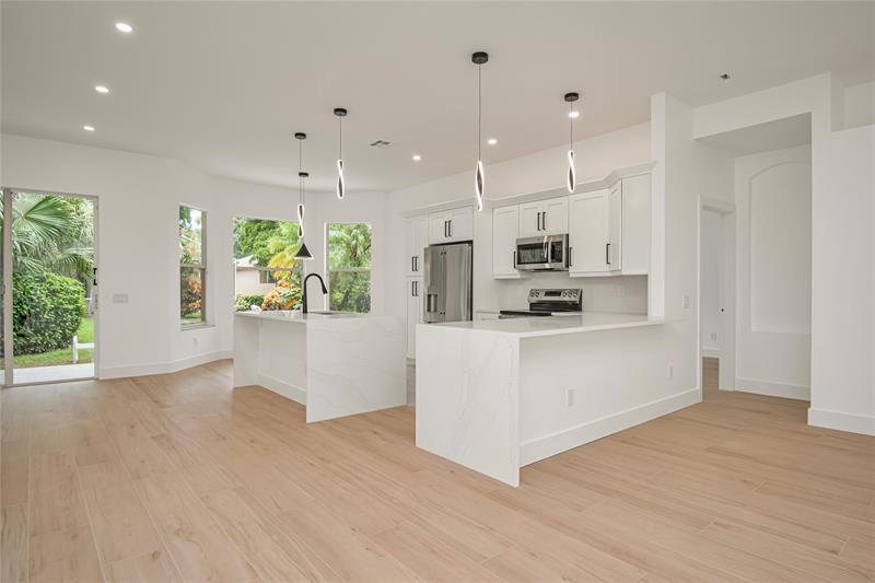 Image 5 of 46 For 11524 Corazon Court