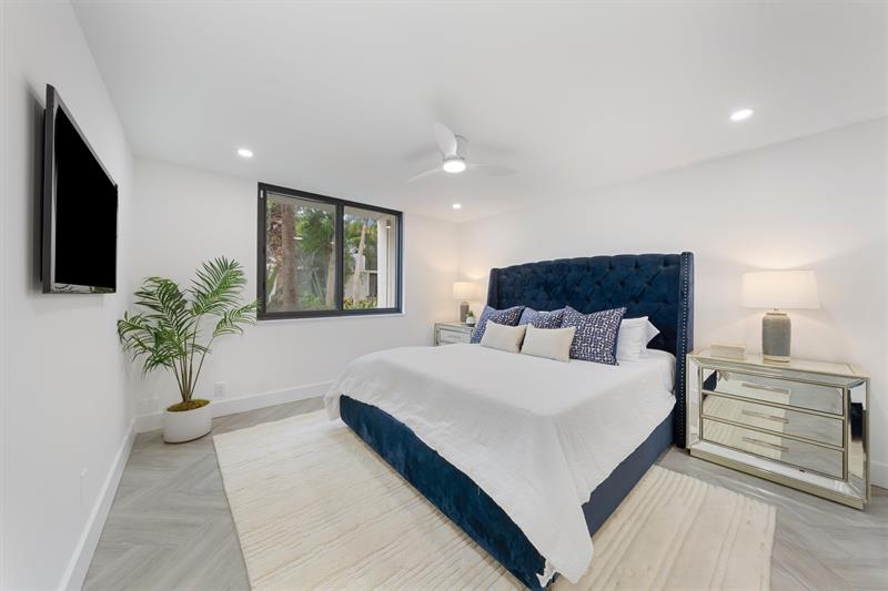 Image 8 of 29 For 1578 Ocean Lane  115