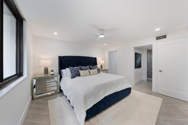 Image 9 of 29 For 1578 Ocean Lane  115