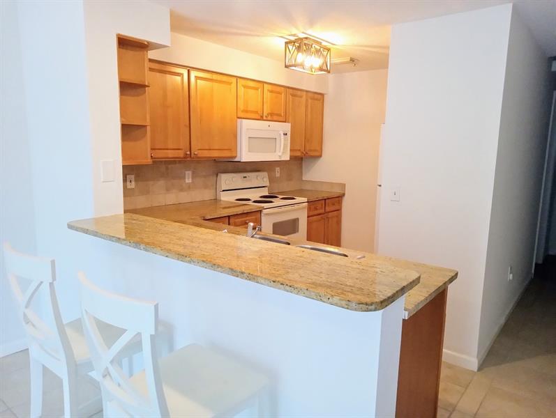 Image 14 of 47 For 2018 Alta Meadows Ln  407