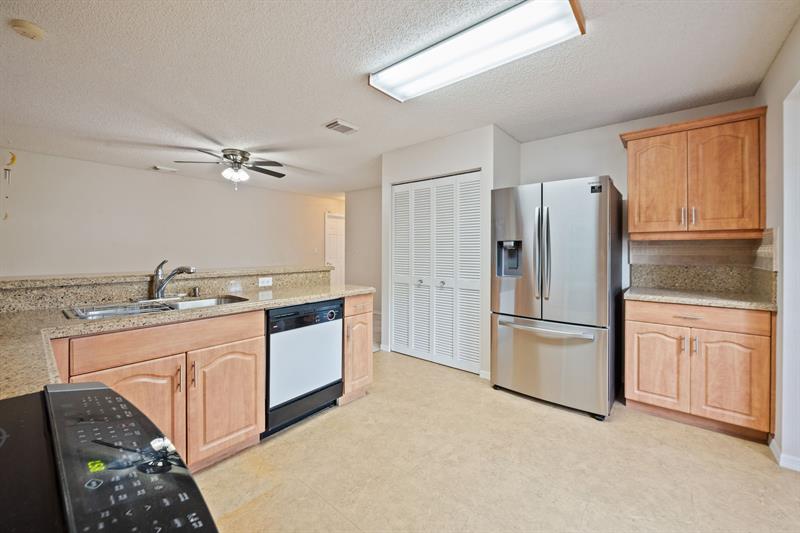 Image 10 of 26 For 12665 11th Ct