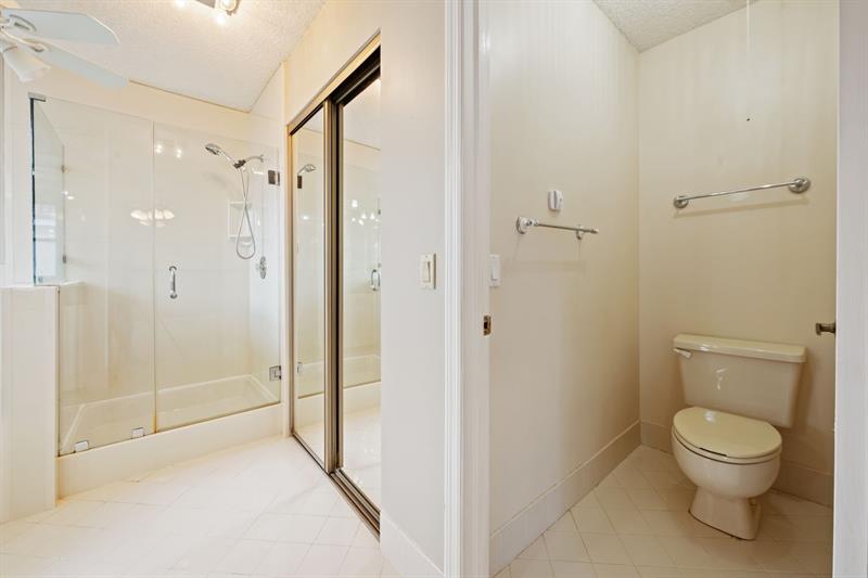 Image 16 of 26 For 12665 11th Ct