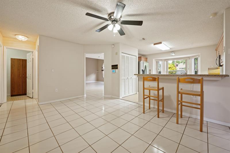 Image 9 of 26 For 12665 11th Ct