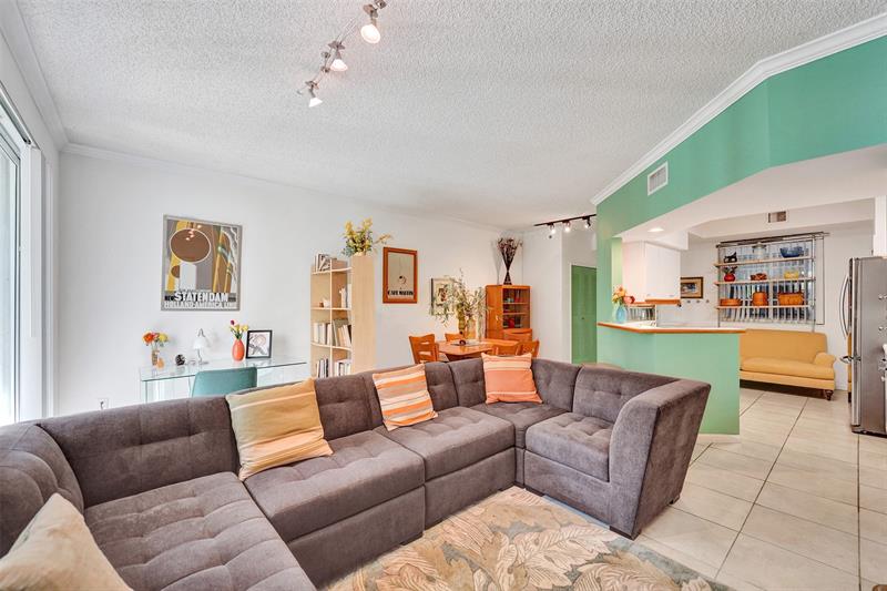 Image 16 of 44 For 3105 184th St  7106