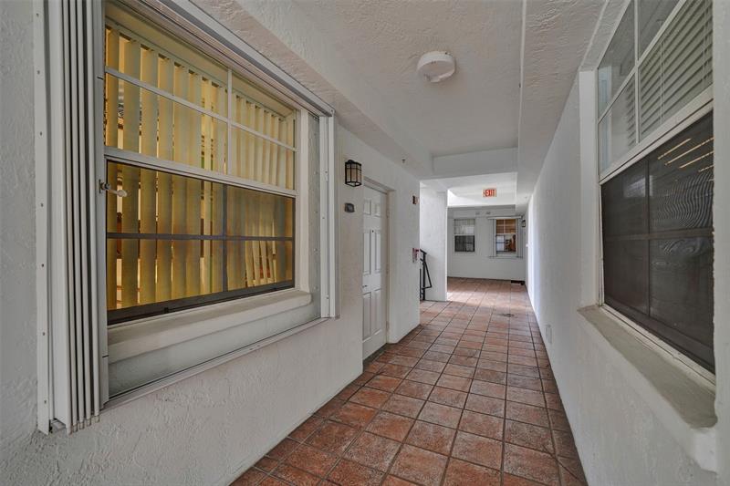 Image 27 of 44 For 3105 184th St  7106