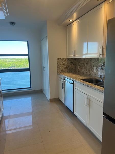 Image 11 of 24 For 3200 Ocean Dr  503