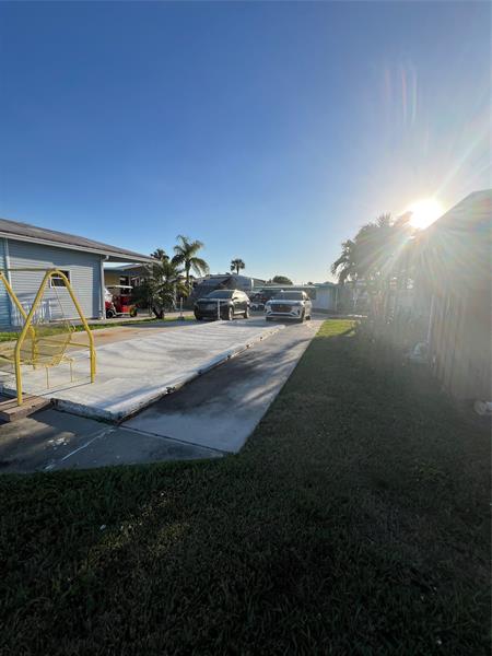 Image 5 of 5 For 6681 51st St