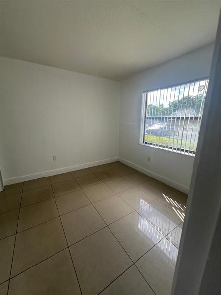 Image 14 of 21 For 9165 1st St  102