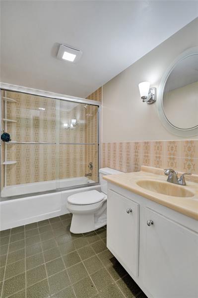 Image 18 of 35 For 1050 13th St  289d