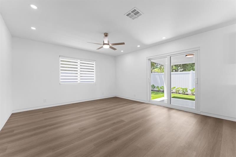 Image 15 of 43 For 699 70th St  