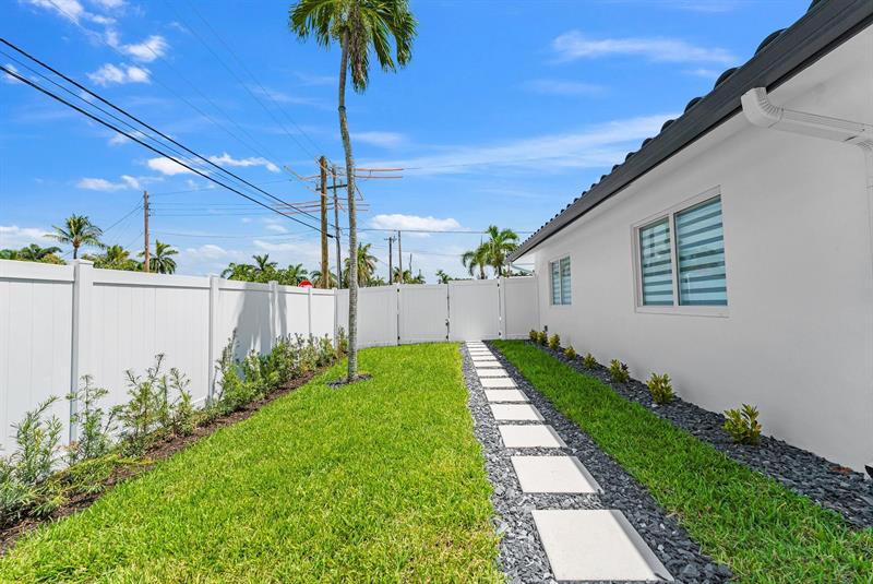 Image 37 of 43 For 699 70th St  