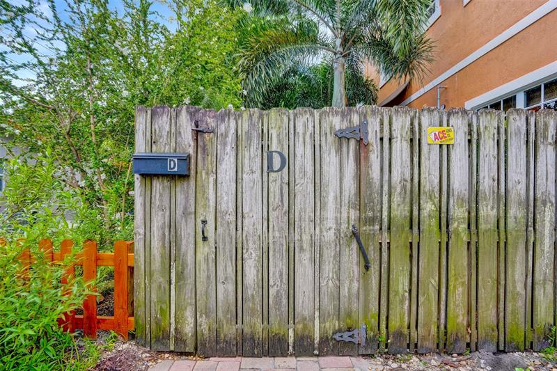 Image 10 of 55 For 624 29th Dr  D