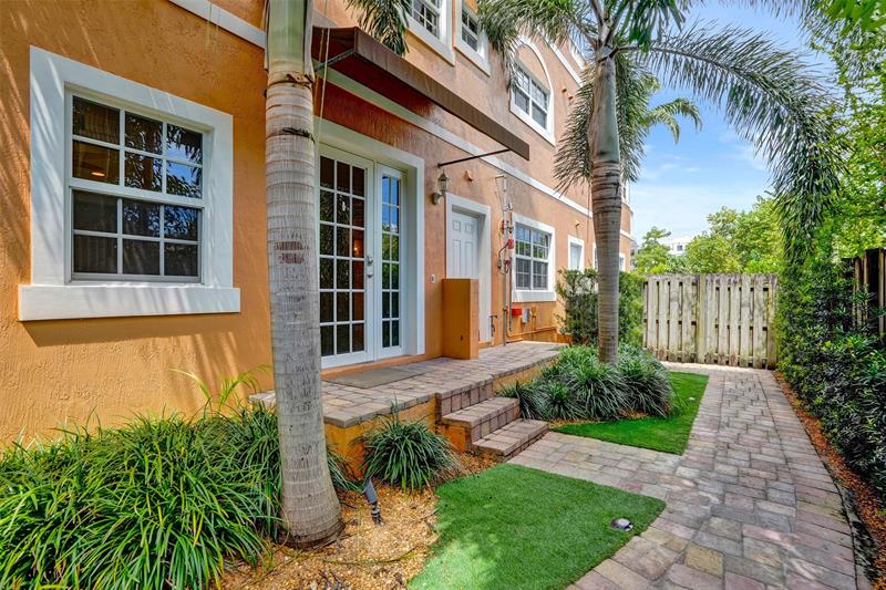 Image 12 of 55 For 624 29th Dr  D