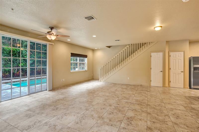 Image 15 of 55 For 624 29th Dr  D