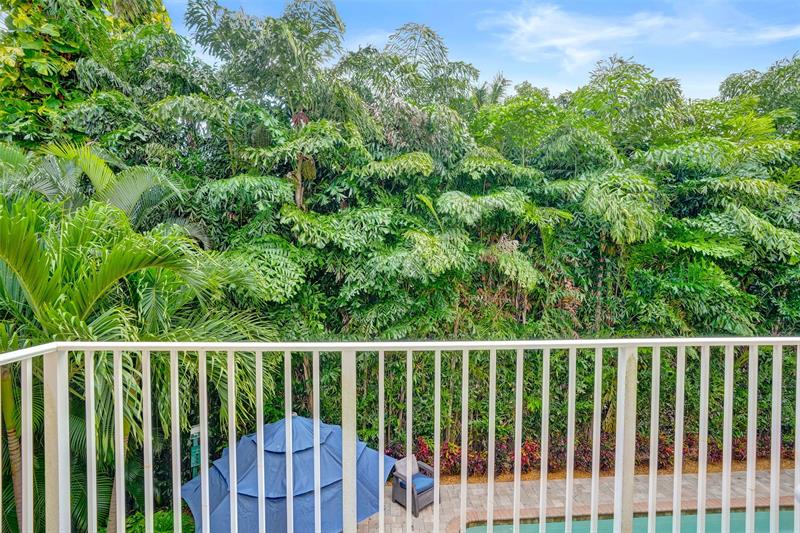 Image 28 of 55 For 624 29th Dr  D
