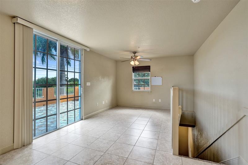 Image 36 of 55 For 624 29th Dr  D