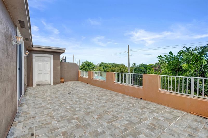 Image 44 of 55 For 624 29th Dr  D