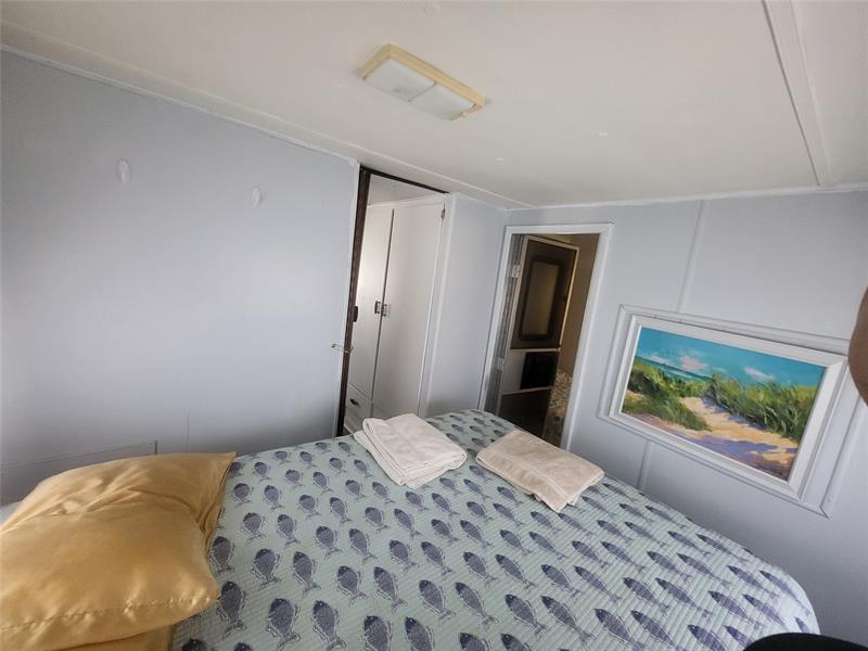 Image 12 of 18 For 6502 54th Ln