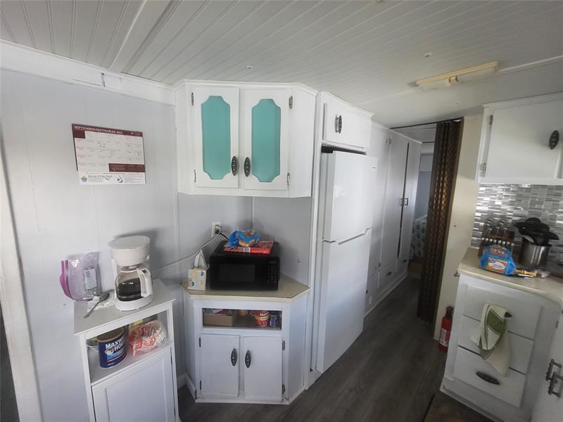 Image 16 of 18 For 6502 54th Ln