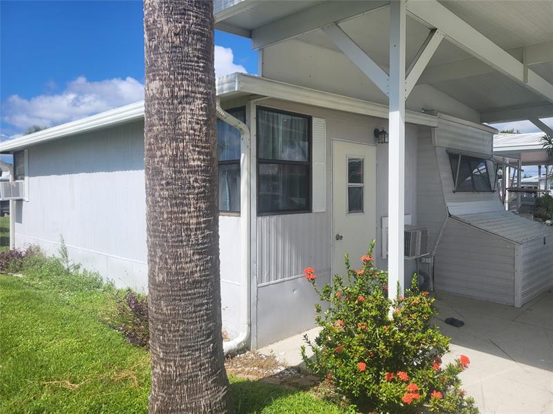 Image 3 of 18 For 6502 54th Ln