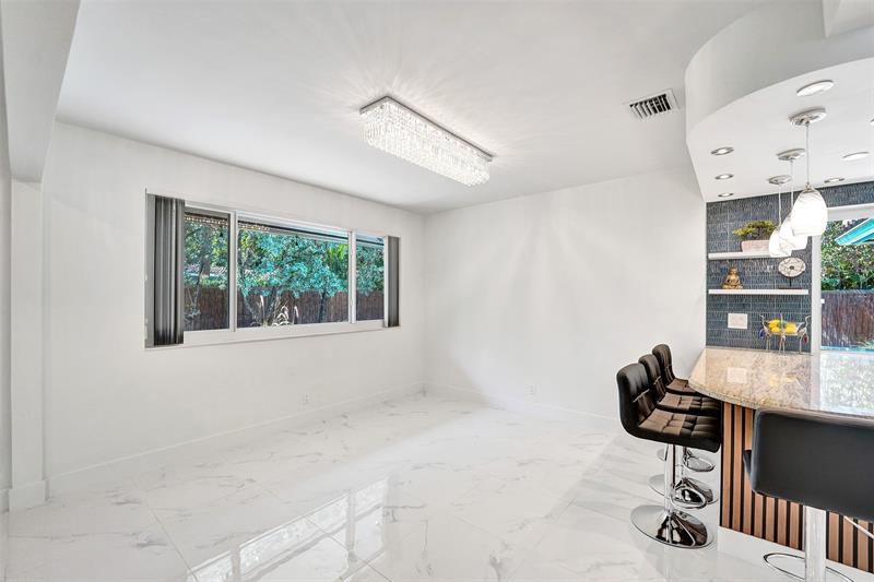 Image 29 of 77 For 2732 26th St