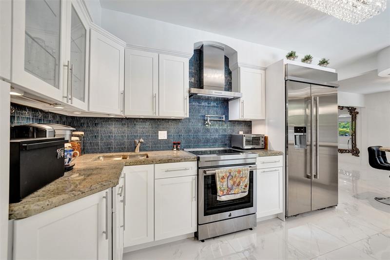 Image 39 of 77 For 2732 26th St