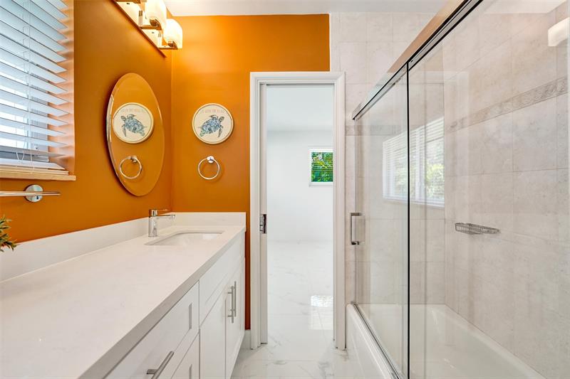 Image 47 of 77 For 2732 26th St