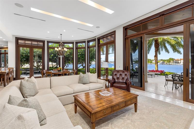 Image 14 of 92 For 632 2nd Key Dr