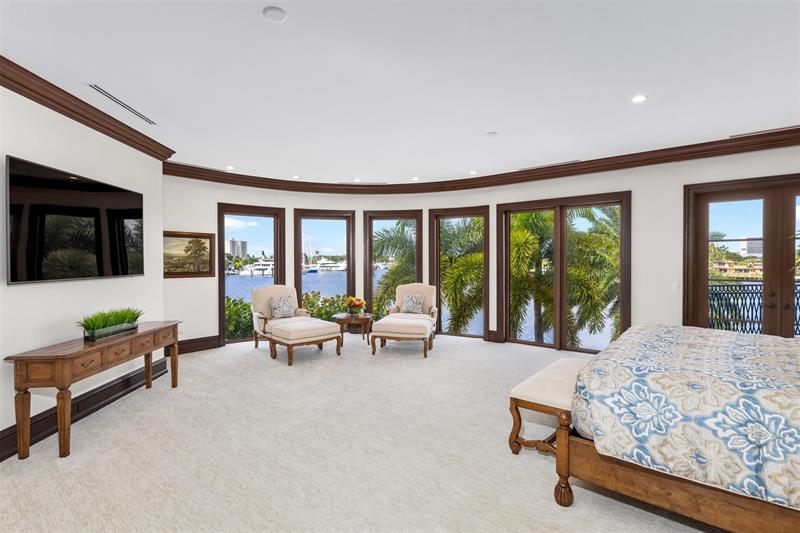 Image 34 of 92 For 632 2nd Key Dr