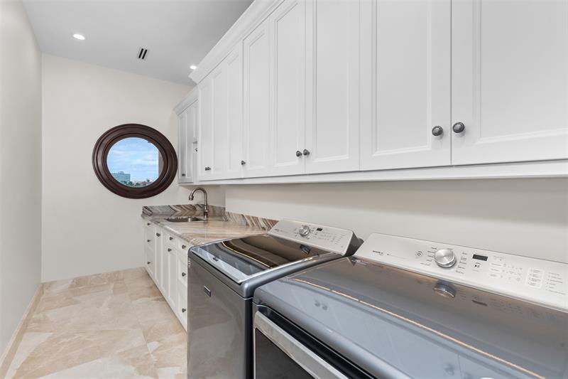 Image 49 of 92 For 632 2nd Key Dr