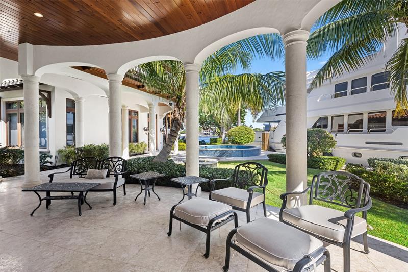 Image 60 of 92 For 632 2nd Key Dr