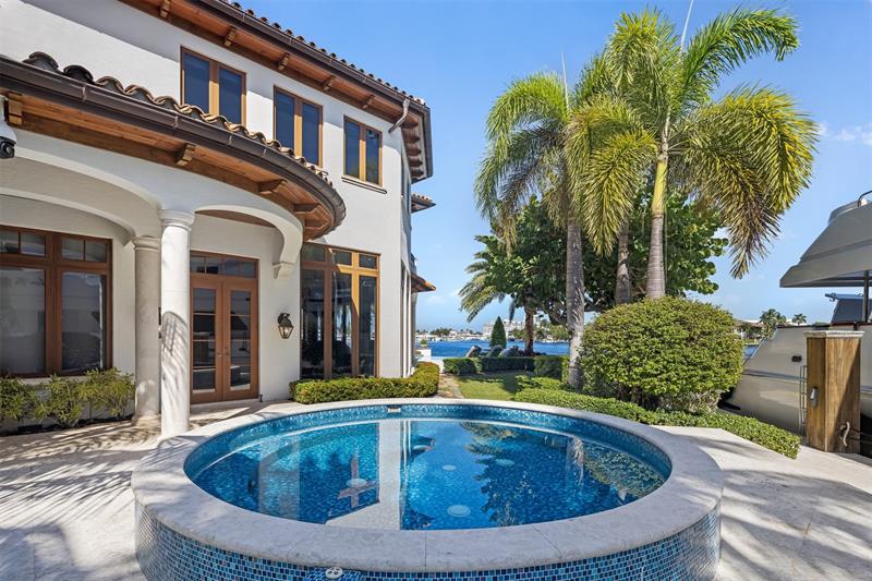 Image 72 of 92 For 632 2nd Key Dr