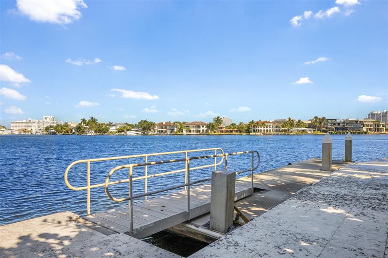 Image 75 of 92 For 632 2nd Key Dr