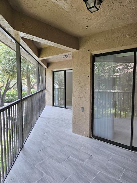 Image 25 of 31 For 9557 2nd Pl  9557