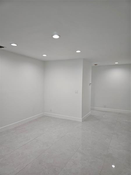 Image 27 of 31 For 9557 2nd Pl  9557