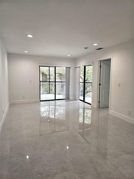 Image 28 of 31 For 9557 2nd Pl  9557