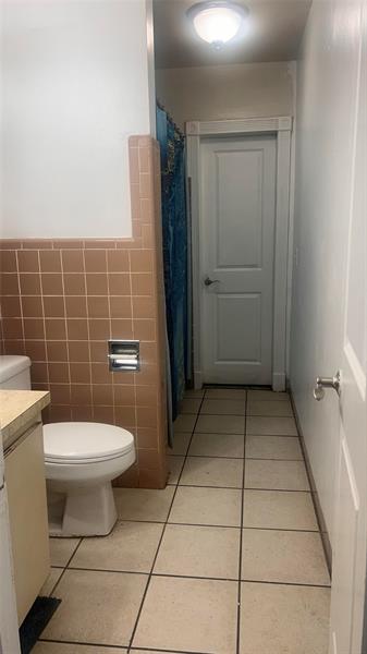 Image 5 of 5 For 6841 1st Ct  