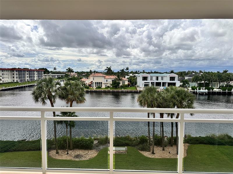 Details for 1160 Hillsboro Mile  304, Hillsboro Beach, FL 33062