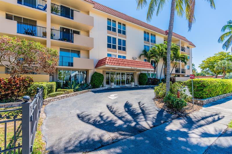 Details for 1000 Spanish River Road  3g, Boca Raton, FL 33432