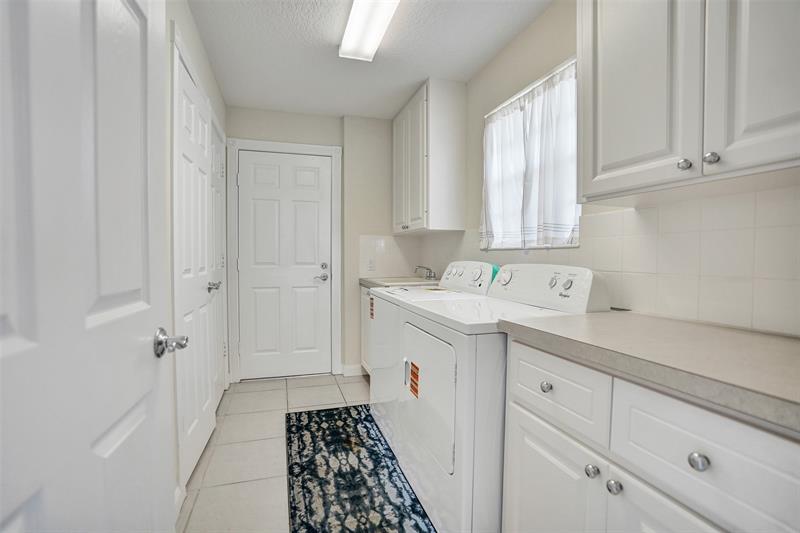 Image 15 of 44 For 8168 Montserrat Pl