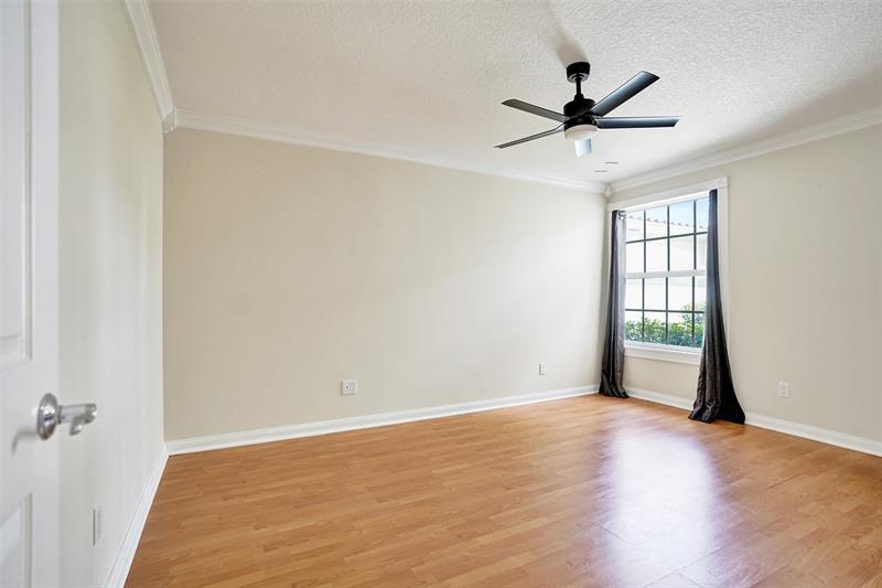 Image 18 of 44 For 8168 Montserrat Pl