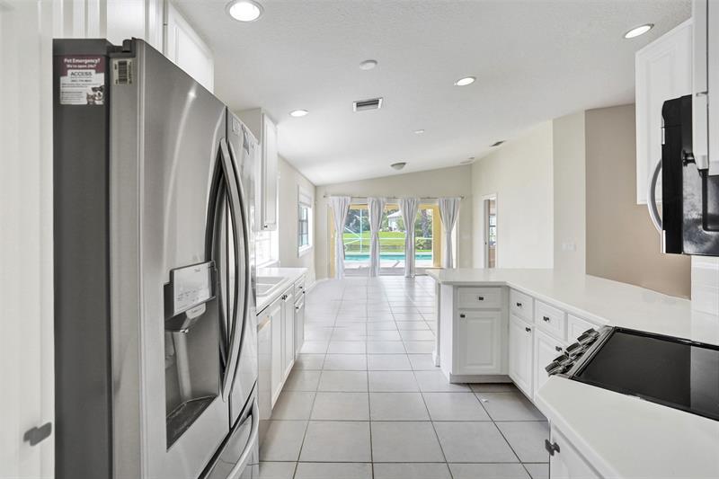 Image 7 of 44 For 8168 Montserrat Pl
