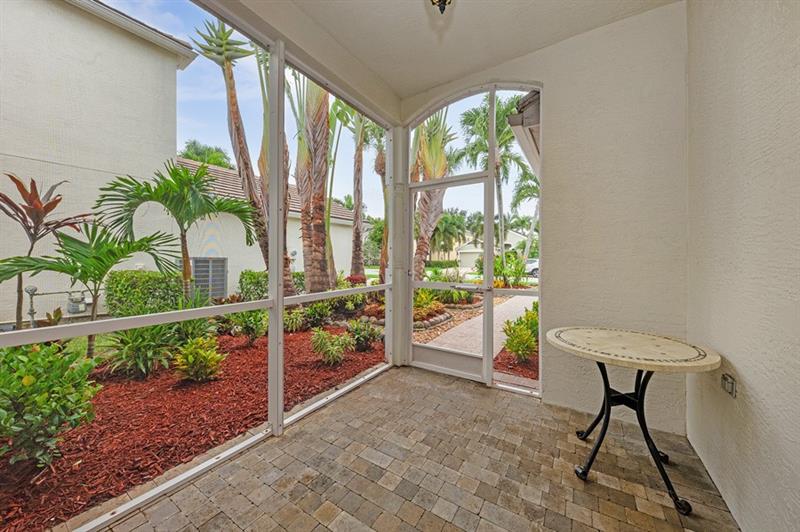 Image 5 of 24 For 106 Newberry Ln