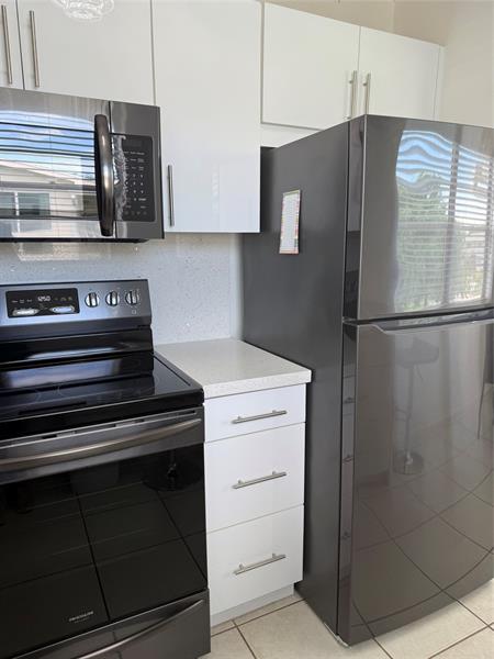 Image 15 of 36 For 144 Farnham F