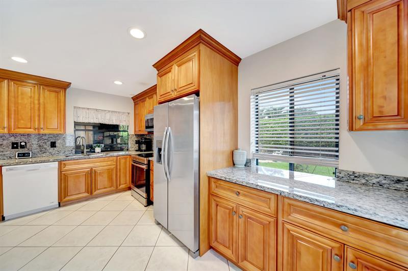 Image 13 of 63 For 22699 53rd Ave