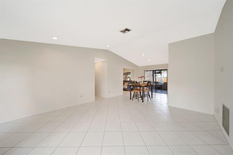 Image 17 of 63 For 22699 53rd Ave