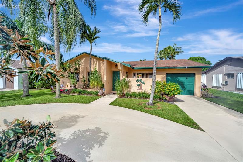 Image 3 of 63 For 22699 53rd Ave
