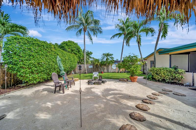 Image 38 of 63 For 22699 53rd Ave