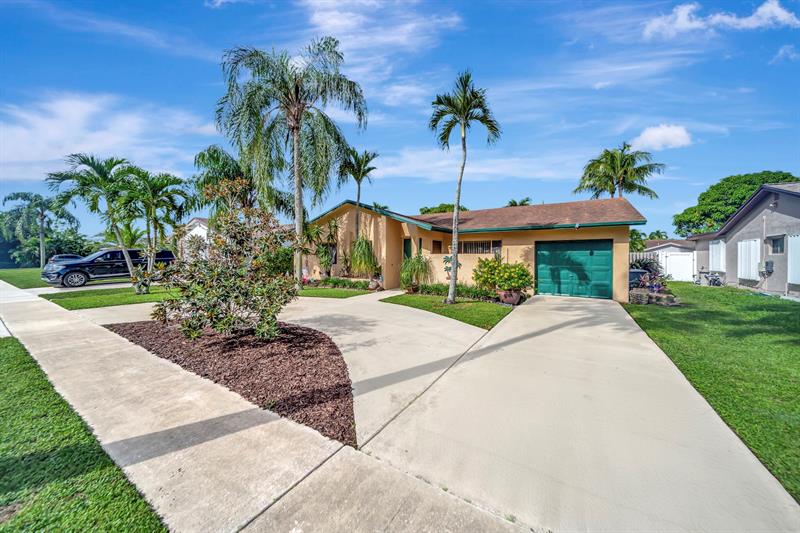 Image 51 of 63 For 22699 53rd Ave